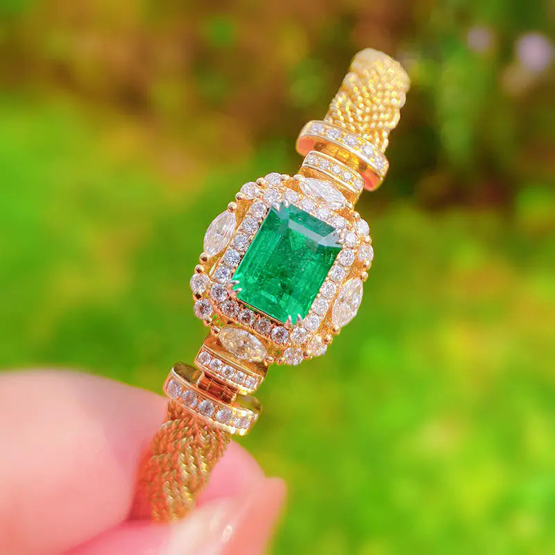 Italian Vintage Hand-Woven Gold Emerald Bracelet
